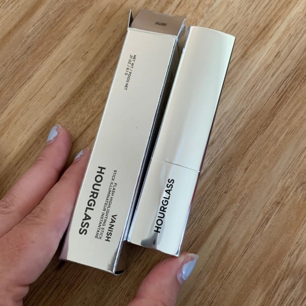 Hourglass Cream Highlight Stick